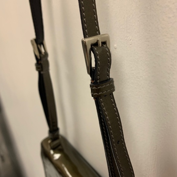 Prada shoulder bag - Picture 3 of 8